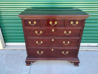 Vintage Stickley Furniture "Georgian Style" Mahogany Chest - WOW! - $950