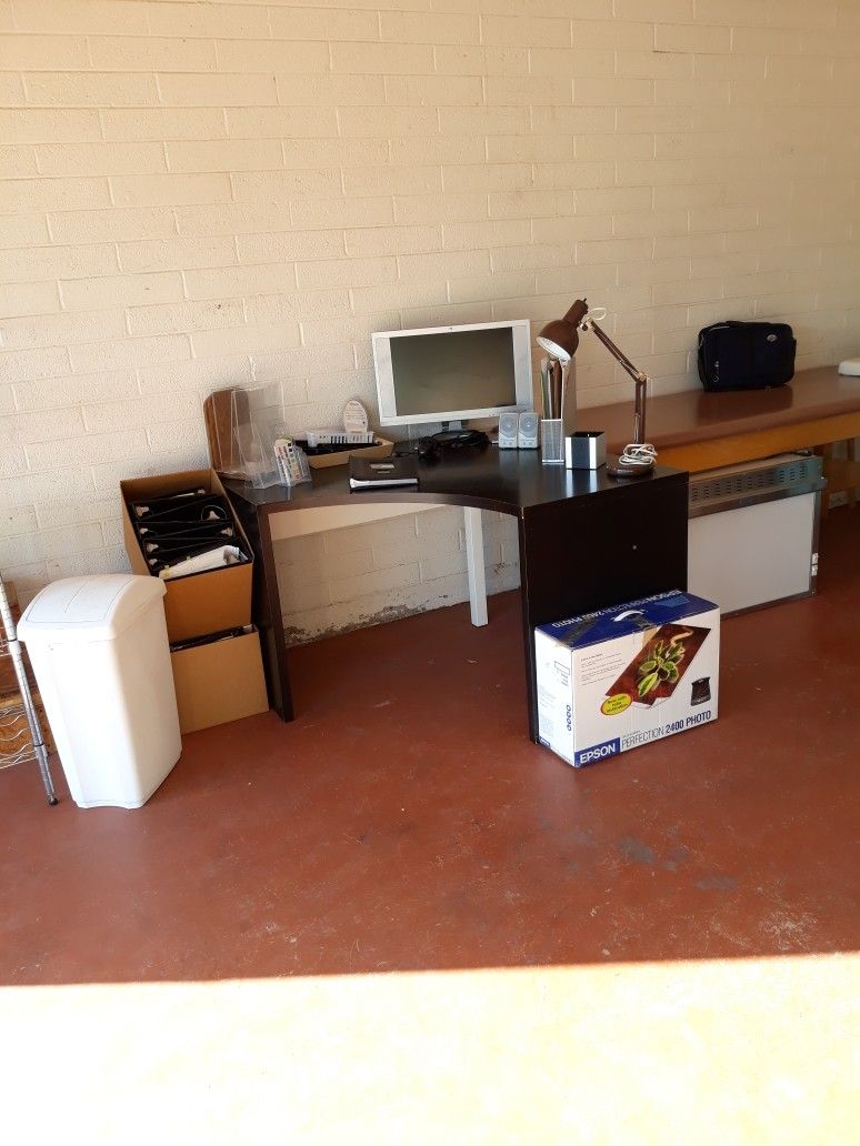Blk Corner Office Desk