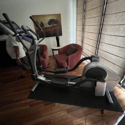 Life Fitness X5 Grey, And Silver