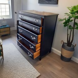 FREE DELIVERY 5 DRAWER DRESSER