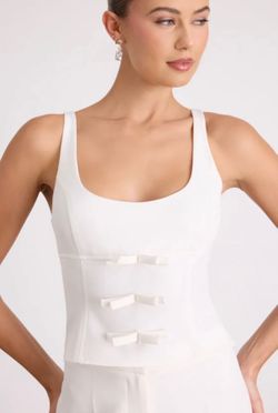 New with Tag! White Bow Detail Tank Top Size XS