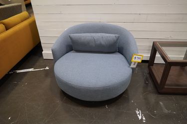 Kuka Lounge Swivel Chair