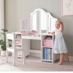 Little Girls Vanity