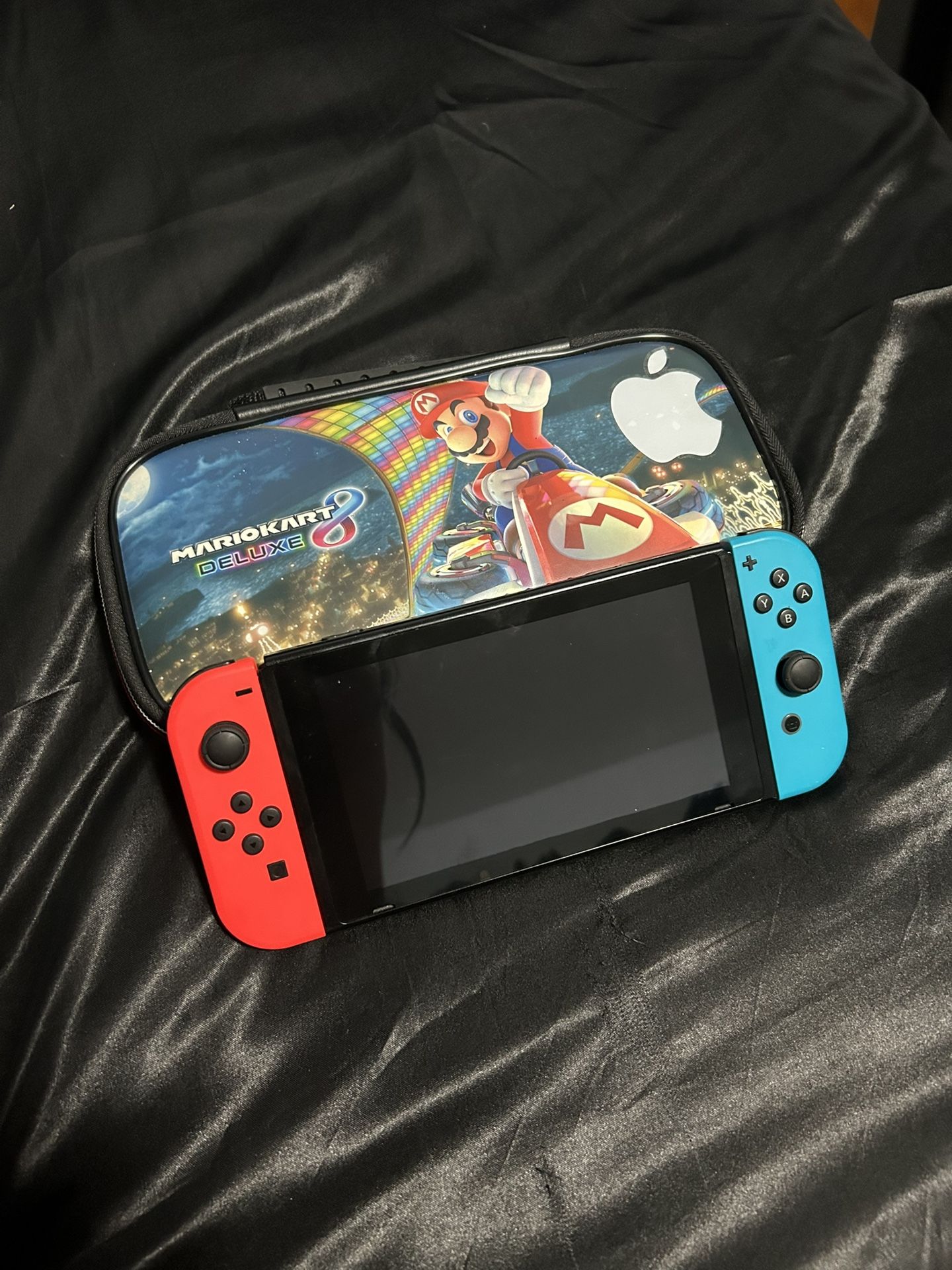 Nintendo Switch Red & Blue