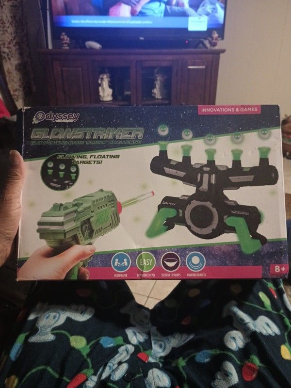 NIB Odyssey Toys Glowstriker Glow-In-The-Dark Floating Target Dart Game