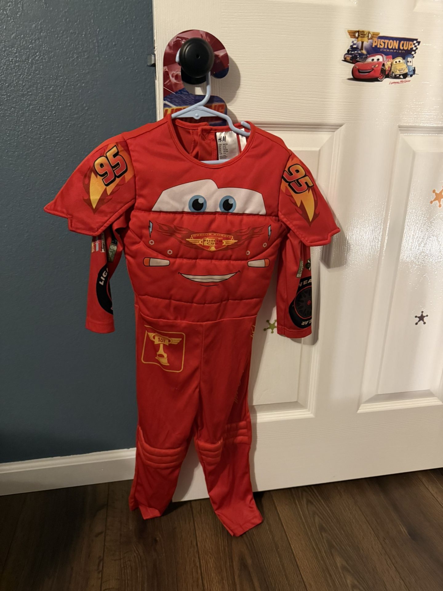 Lighting McQueen Outfit
