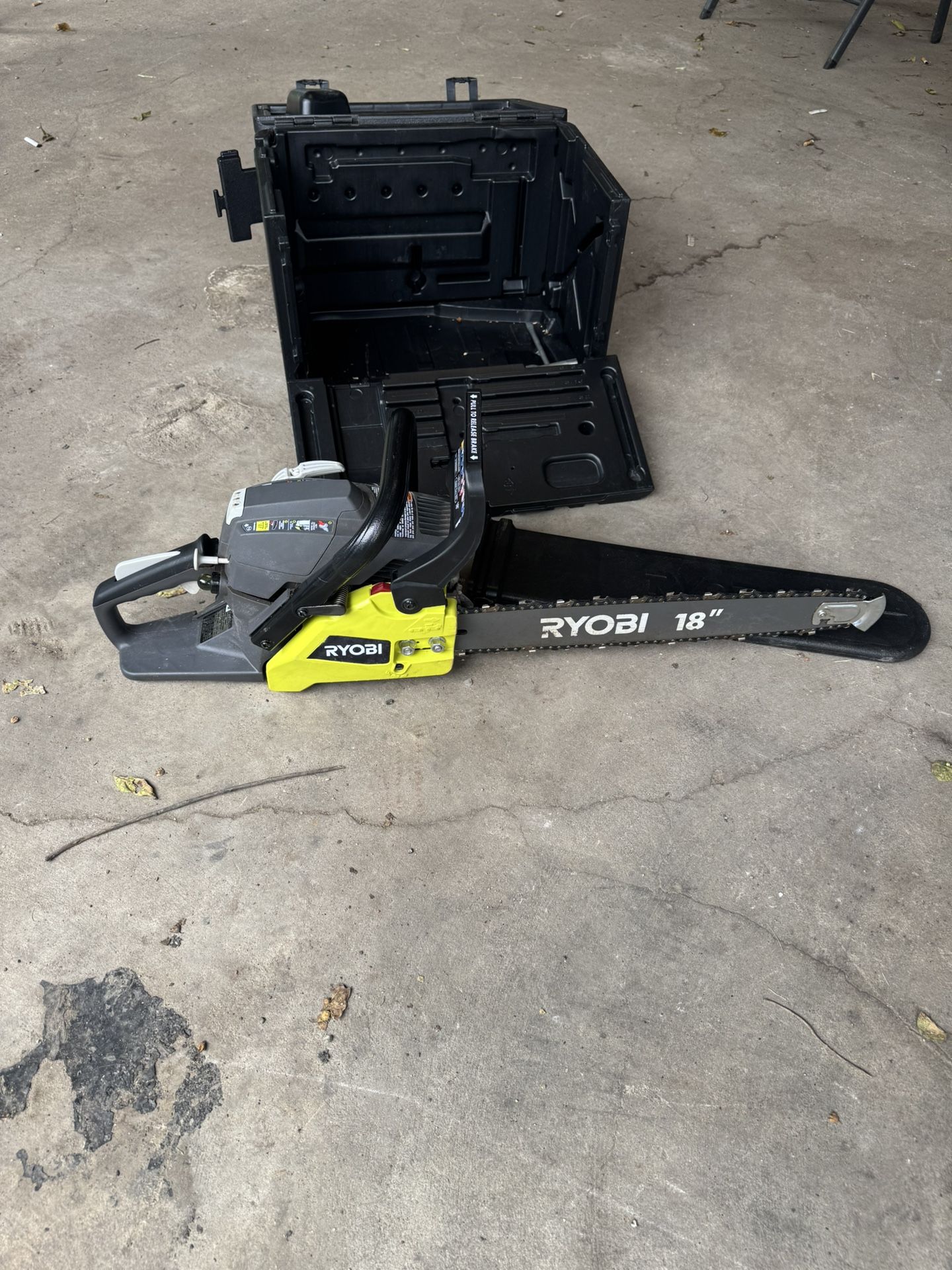 RYOBI 18 in. 38cc 2-Cycle Gas Chainsaw with Heavy-Duty Case