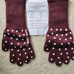 Beets & Berry oven gloves high heat & forearm protection  with silicon grippers