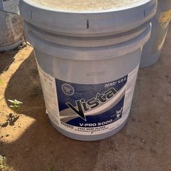 New 5 Gallon Interior And Exterior Paint