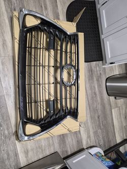 2016-2020 Lexus GS Grille