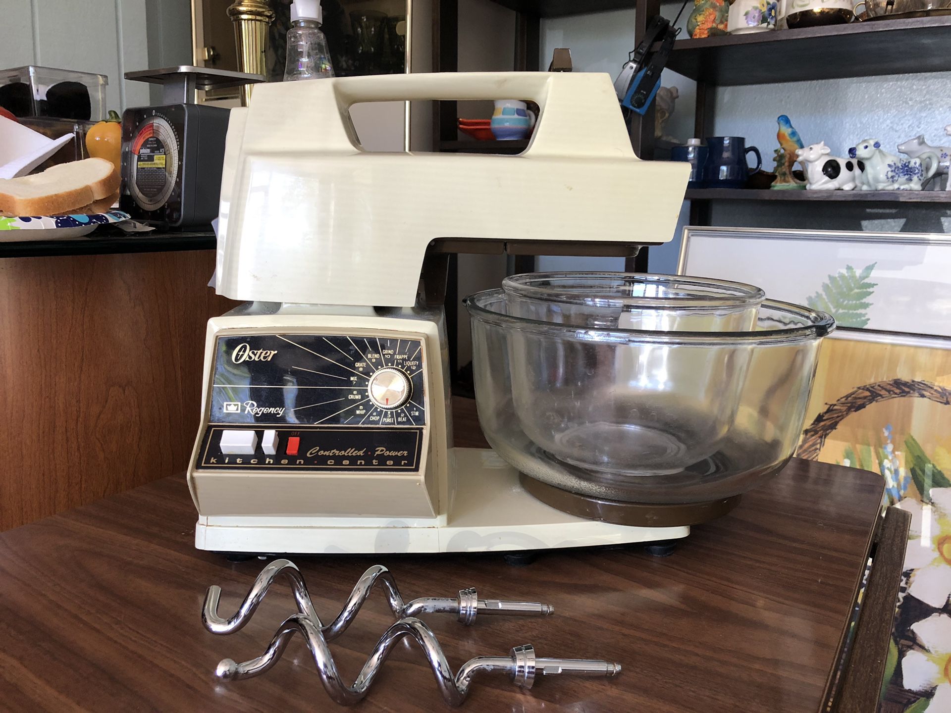 Vintage Oster Regency Kitchen Center 12 Speed Mixer Blender