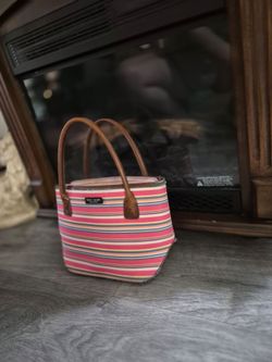 Beautiful Kate Spade small purse!