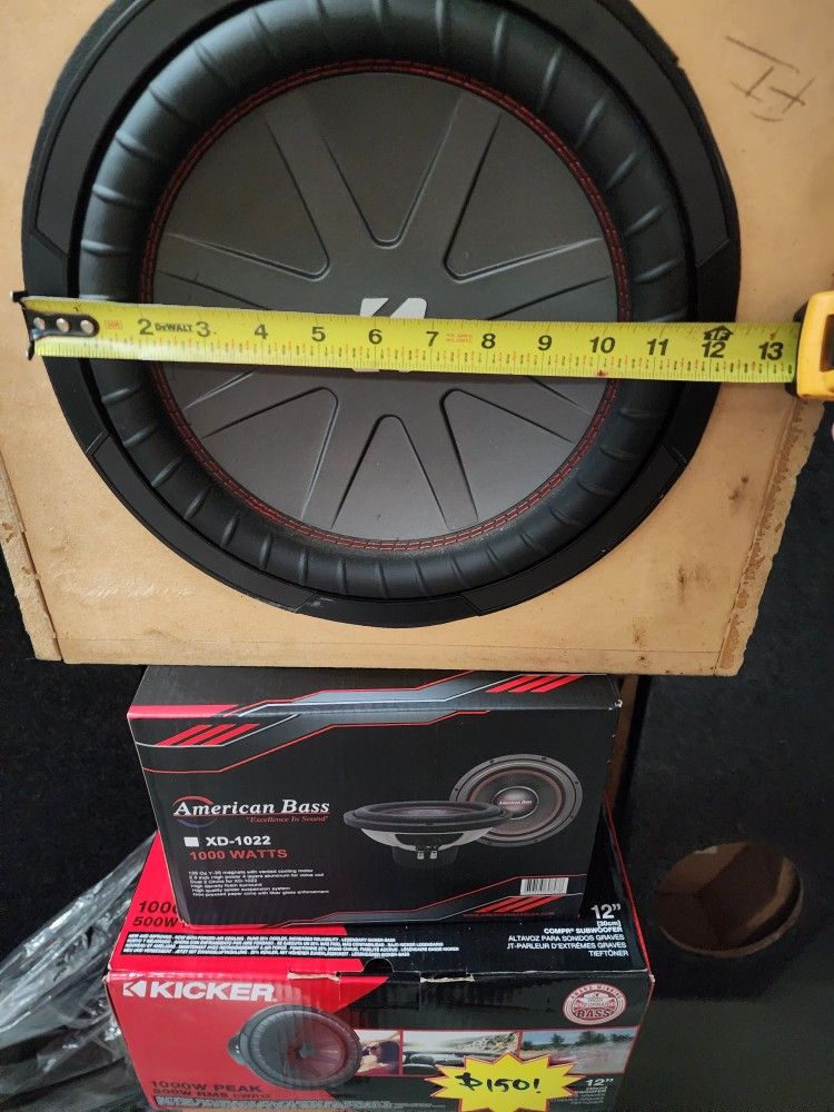 Kicker CompR 12" And Enclosure, Hits Clean And Deep
