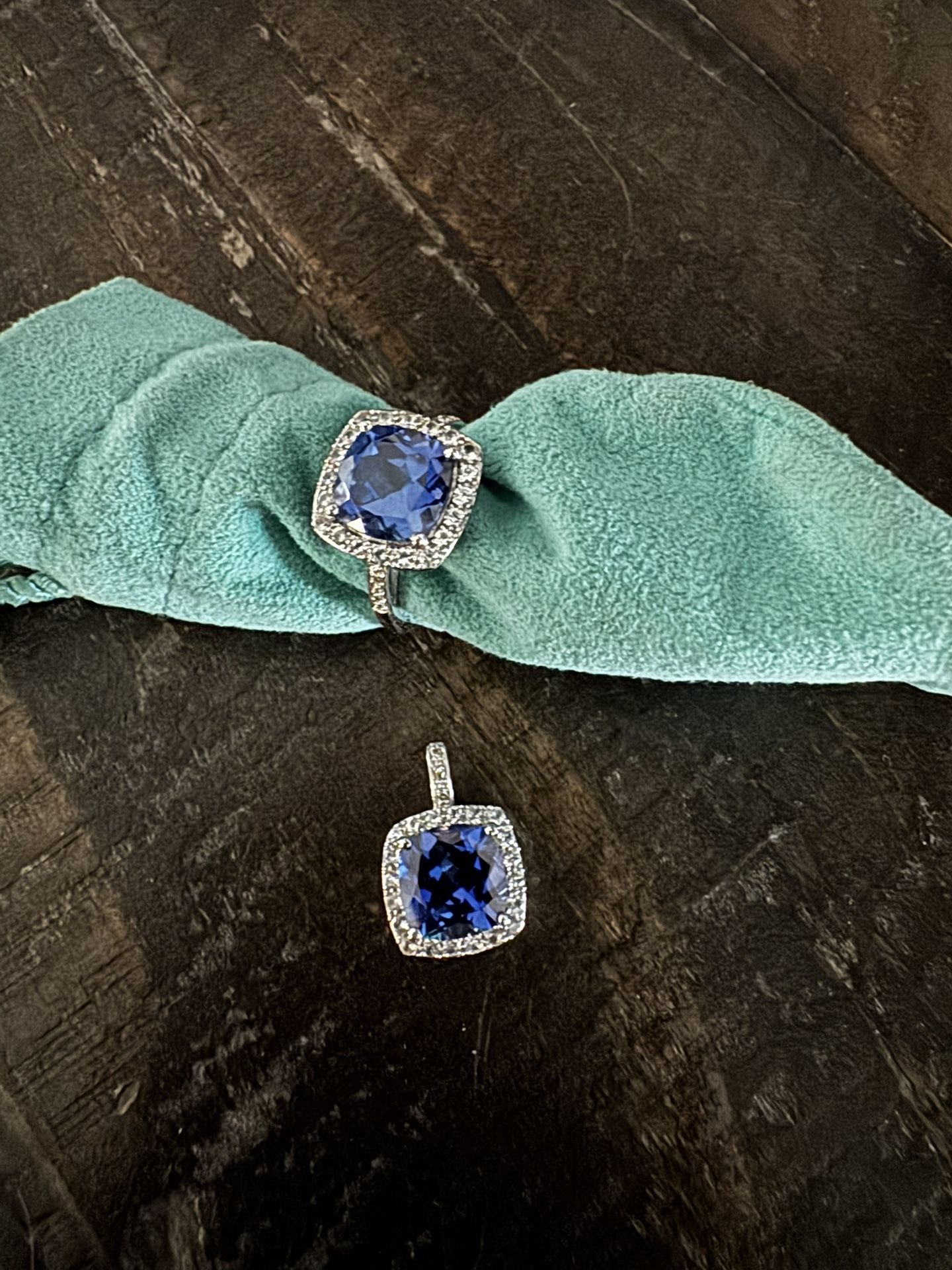 10K White Gold Blue Sapphire Halo Ring & Pendant Matching Set