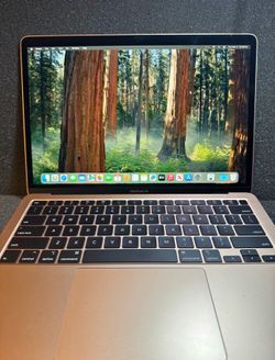 MacBook Air rose gold 2020