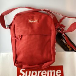 Blue Supreme Shoulder bags for Women