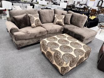 Floor model Clearance! Extremely comfortable large sectional w/ottoman