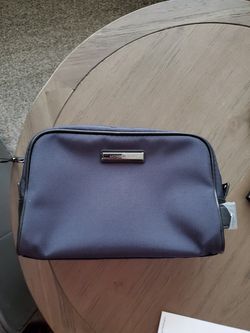Travel toiletries case, new