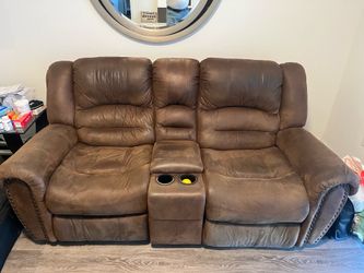 Sofá reclinable de 2 puestos con espacio para guardar y porta vasos