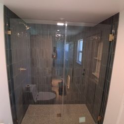 PUERTAS DE BAÑO