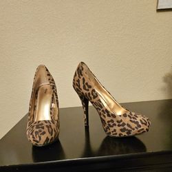 Womans Boots and Heels