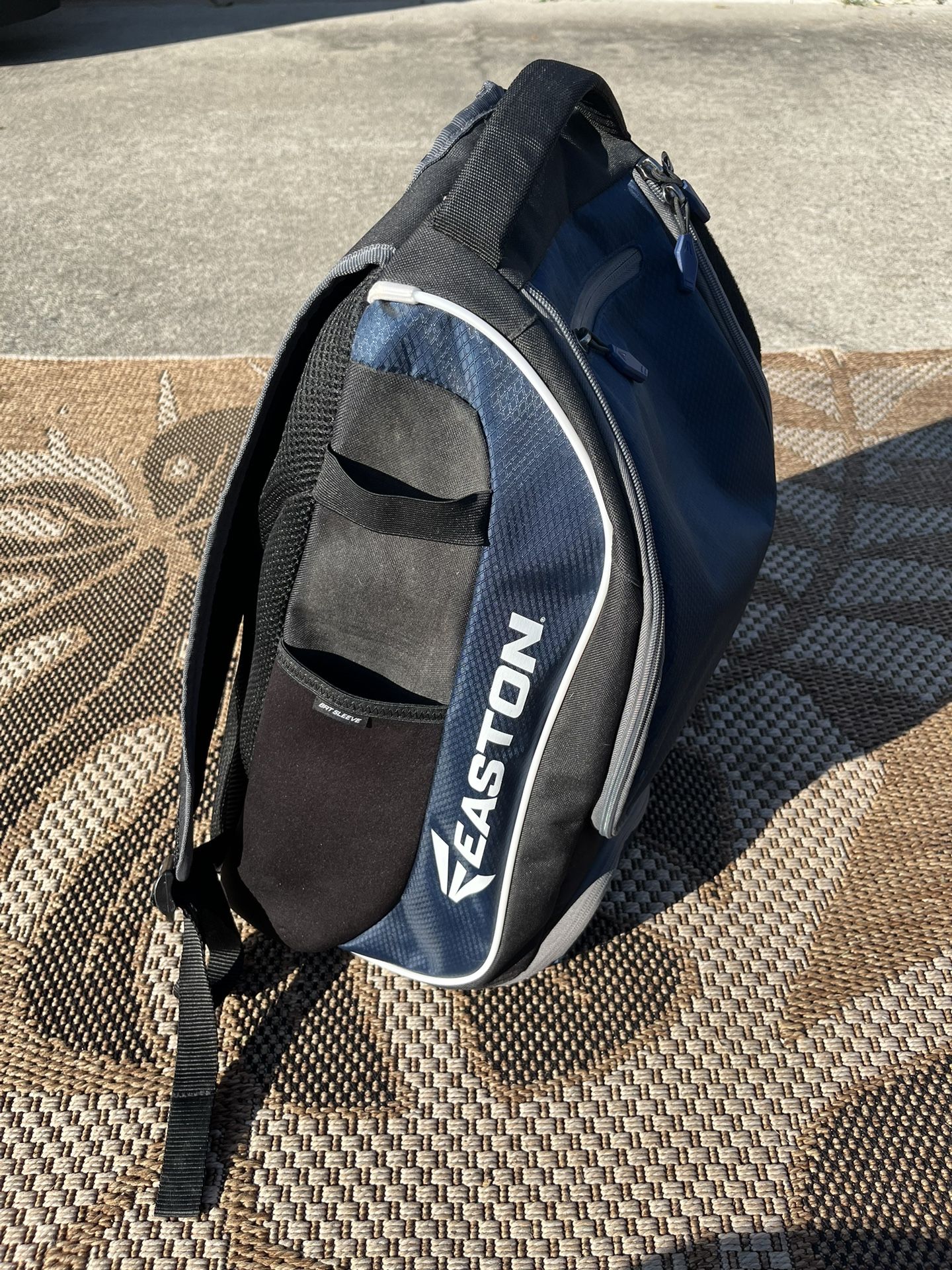 Easton Baseball / Softball Glove & Bat, Navy Blue Sport Backpack