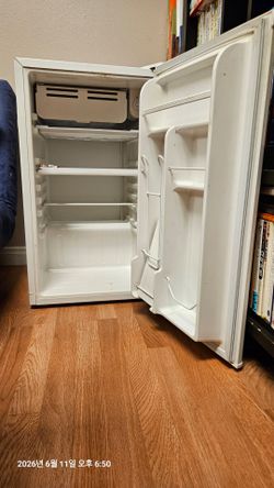 Small Refrigerater