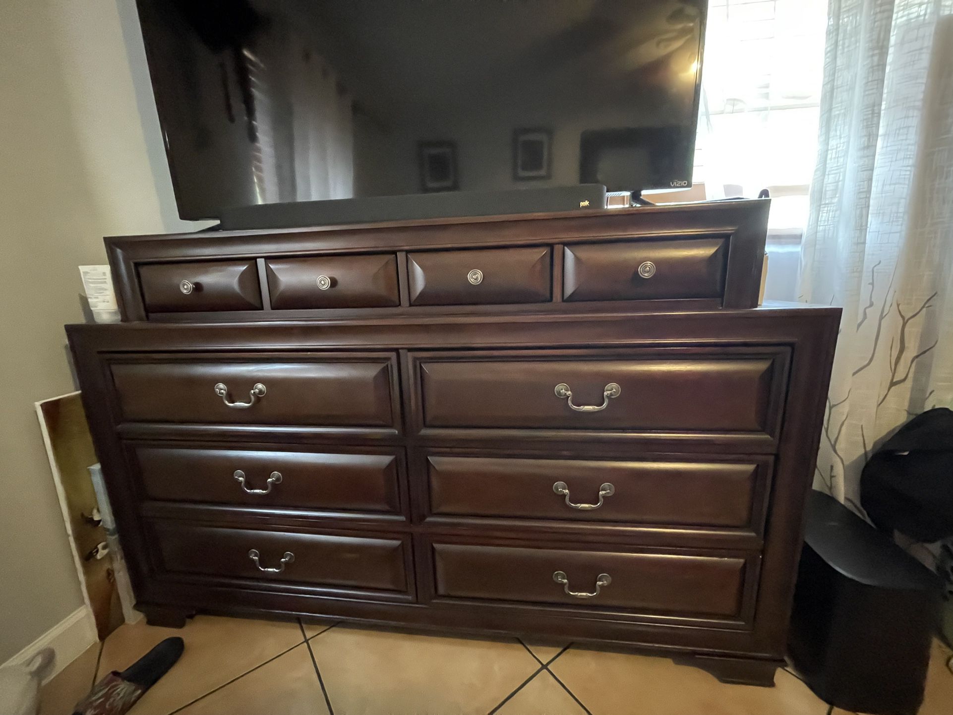 Chest For Sale Moving And No Longer Need
