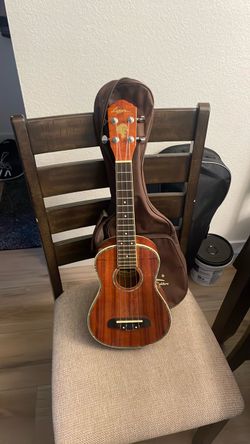 Beautiful Lyon Ukulele
