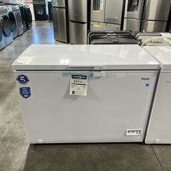 New Danny 10cu.ft Chest Freezer - We Finance🔥