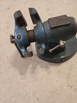 Small Gunsmith Swivel Vice