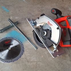 Milwaukee 6-1/2" Circular Saw 