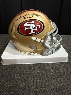 Fred Warner Signed San Fransisco 49ers Mini Helmet 