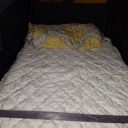 Full Size Bed Tent