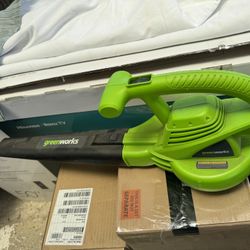 Greenworks Leaf Blower