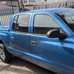 2003 Dodge Dakota Crew Cab 4.7 V8 Truck Part Out Doors Interior Tail Gate
