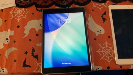 iPad 9th gen 256GB storage