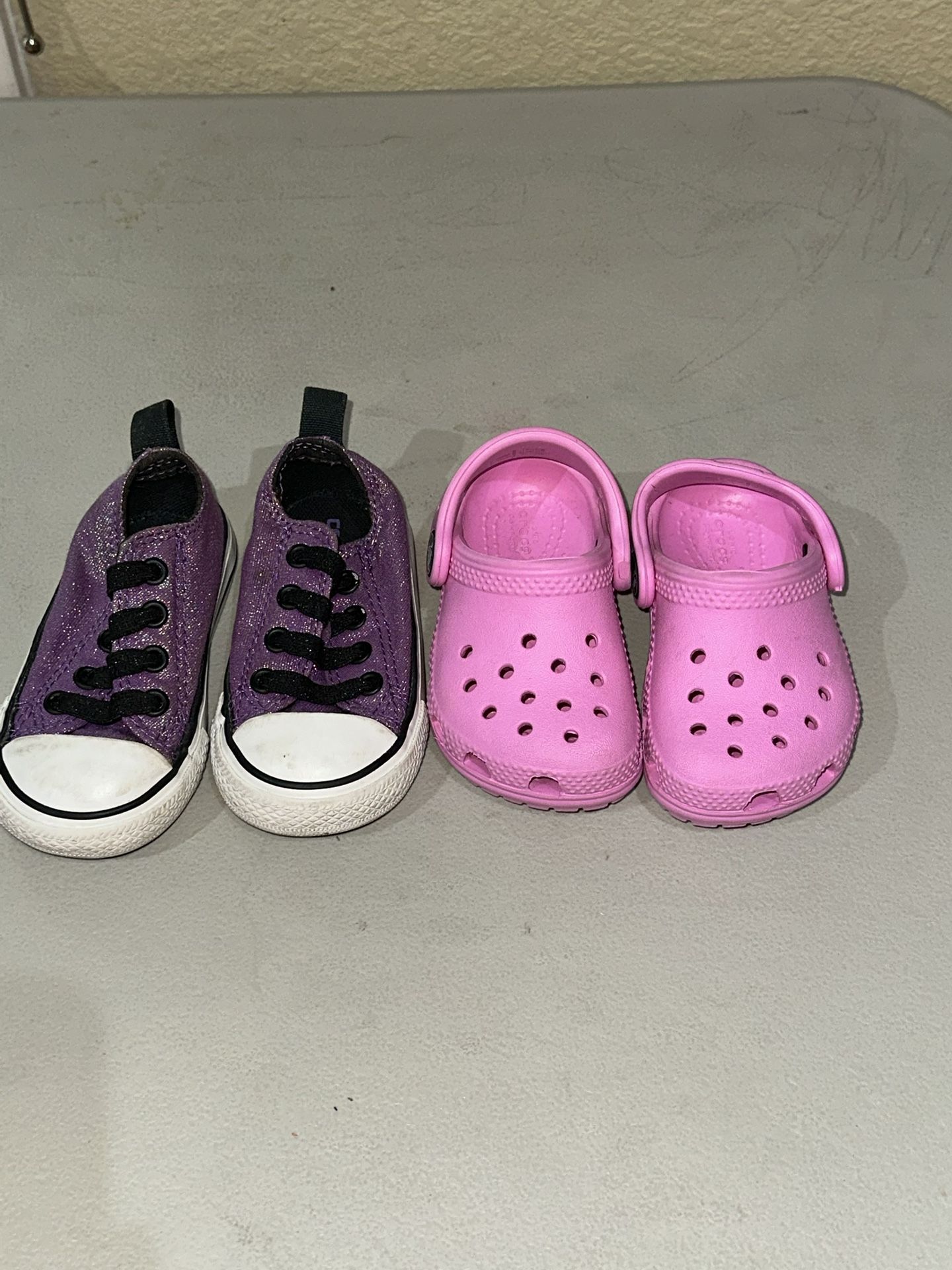 Pink Crocs & Converse Size 4c
