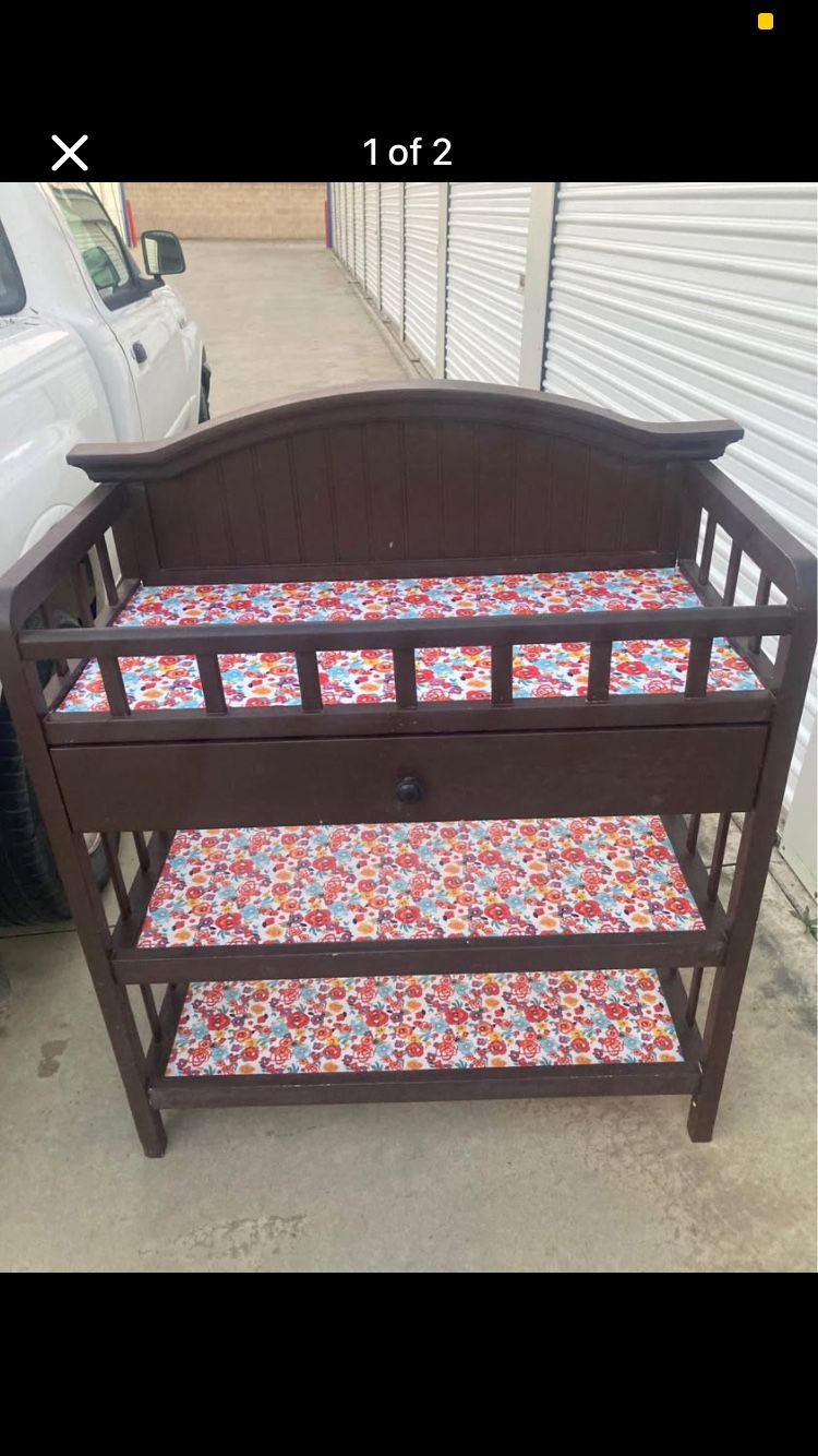 Baby changing table
