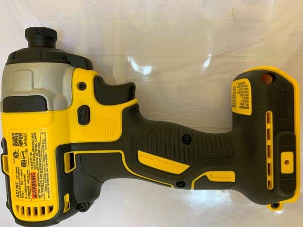 DEWALT XR 20-Volt Max 1/4-in Variable Speed Brushless Cordless Impact