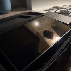 Nintendo Switch 2 + 8 Games Bundle – Case Included – Excellent Condition 