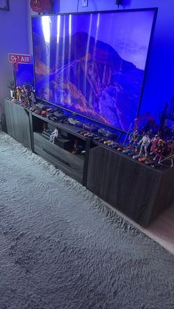 Entertainment center