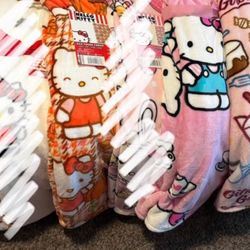 Hello Kitty Blanket 