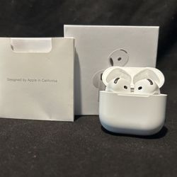 AirPods (Generation 4) With Noise Cancellation 
