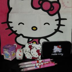Hello Kitty On The Go - Canvas Tote - Gift Bundle 