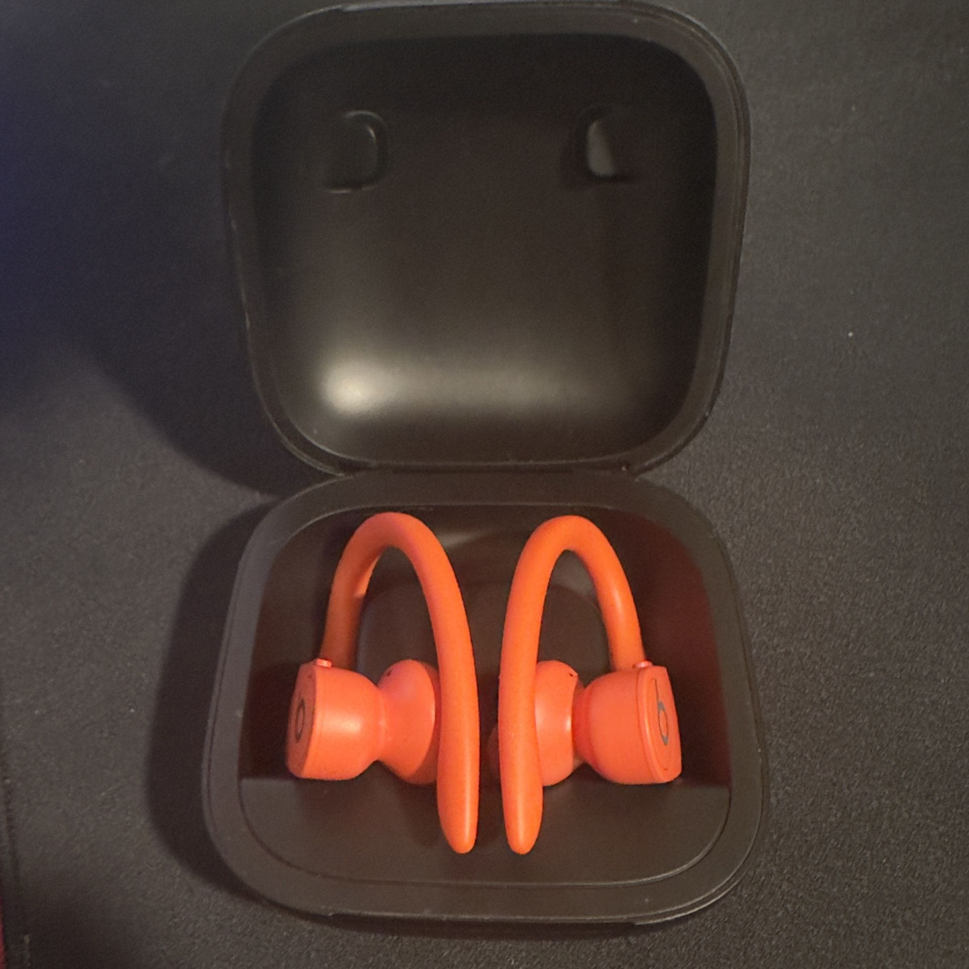 Powerbeats Pro’s (Gen 1)