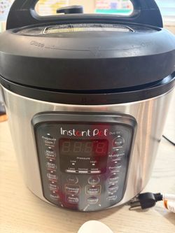 Instant Pot Duo SV Electric Multi Pressure Cooker with Instruction manual
