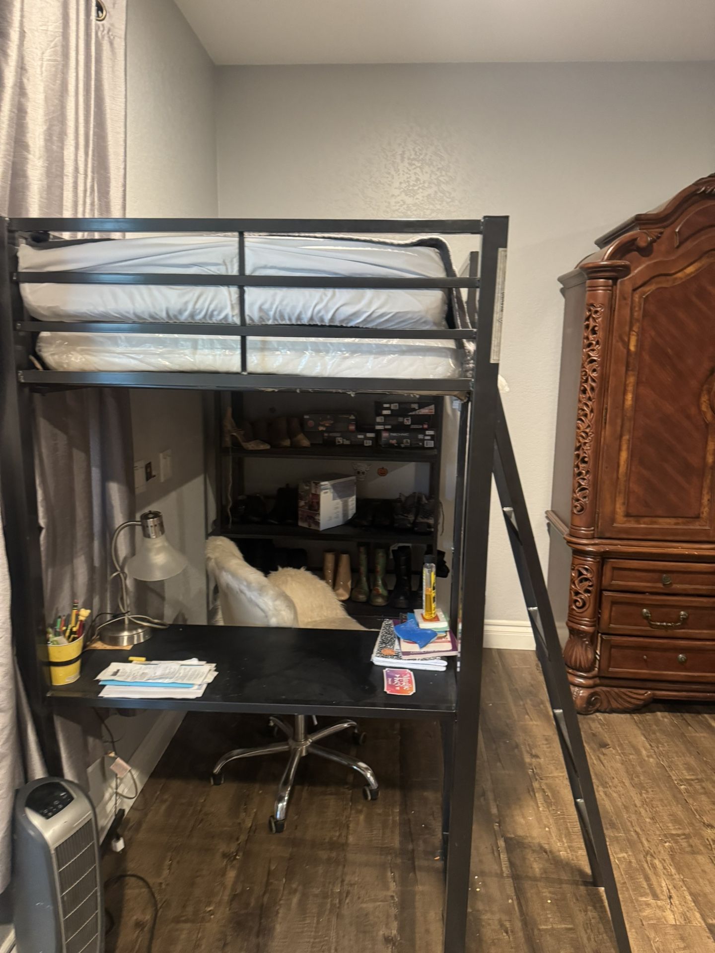 Bunk Bed With Desk 