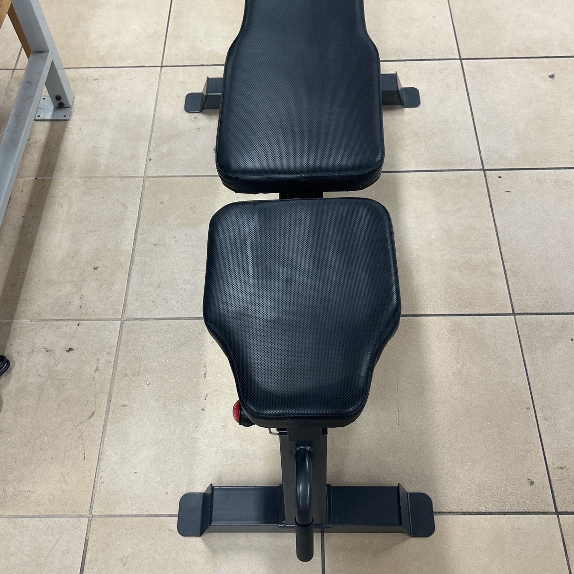 CAP Barbell Deluxe Utility Weight Bench