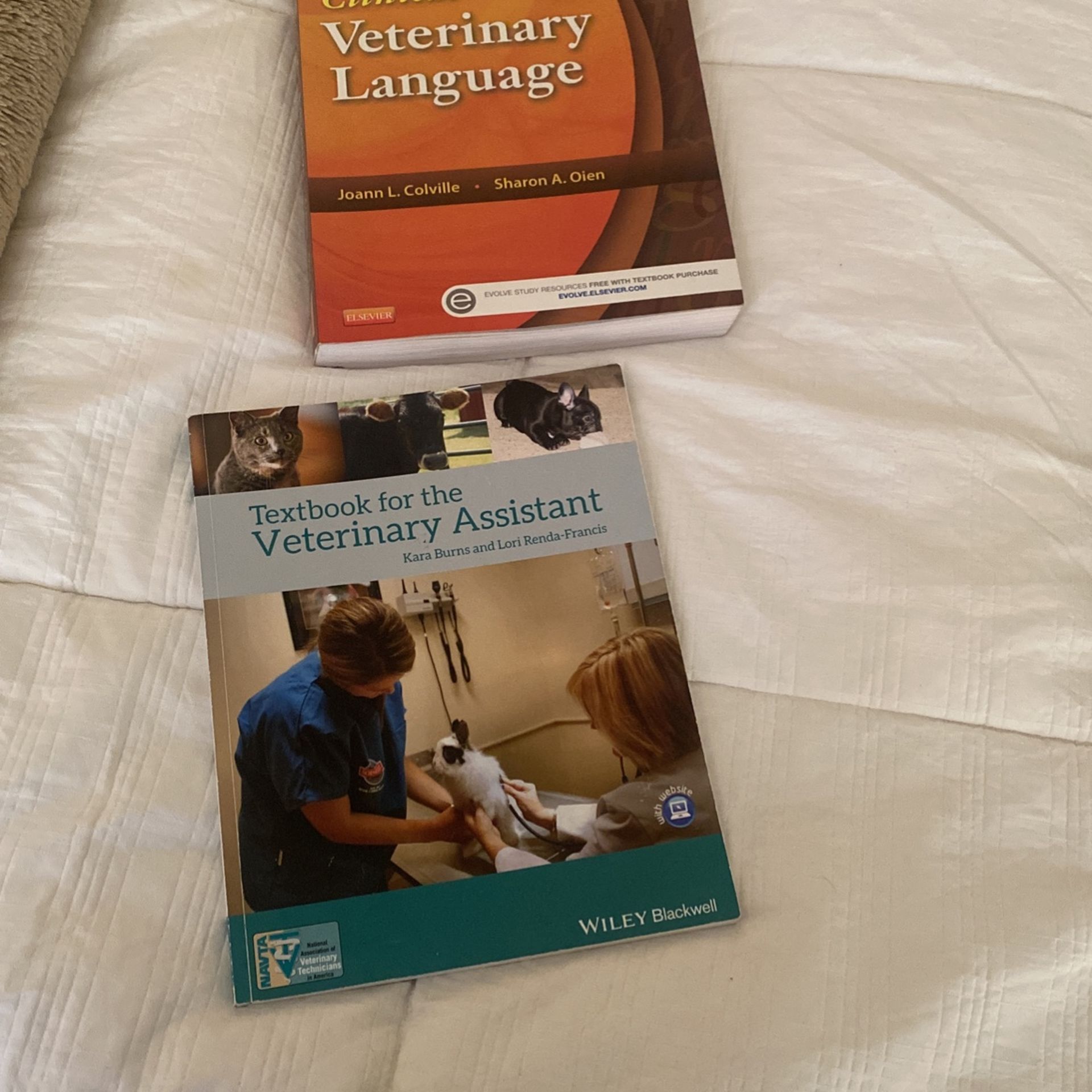 Veterinary Technician College Books